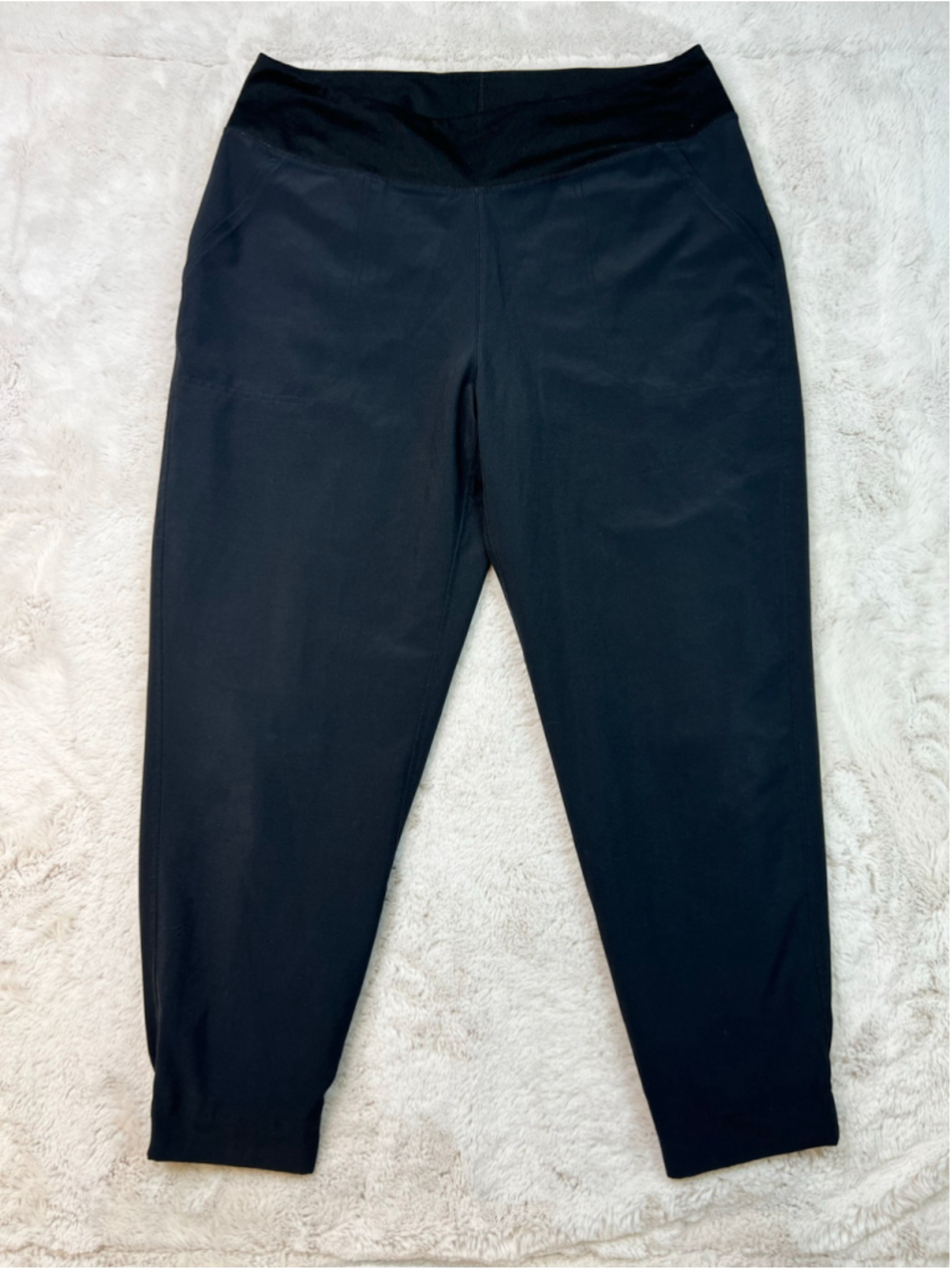 Patagonia Joggers Womens Size Large Black Activewear Pants Pockets Comfort